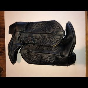 Women’s Justin boots size 8.5